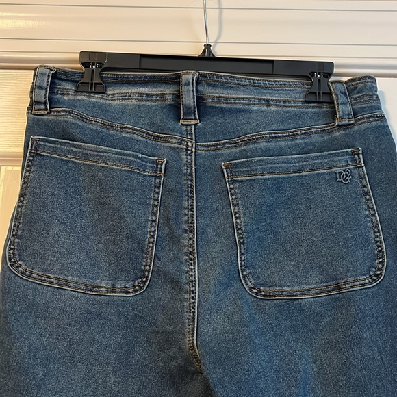 DG2 by Diane Gilman Virtual Stretch Straight-Leg Utility Jean Size 12 NWT - Picture 5 of 11